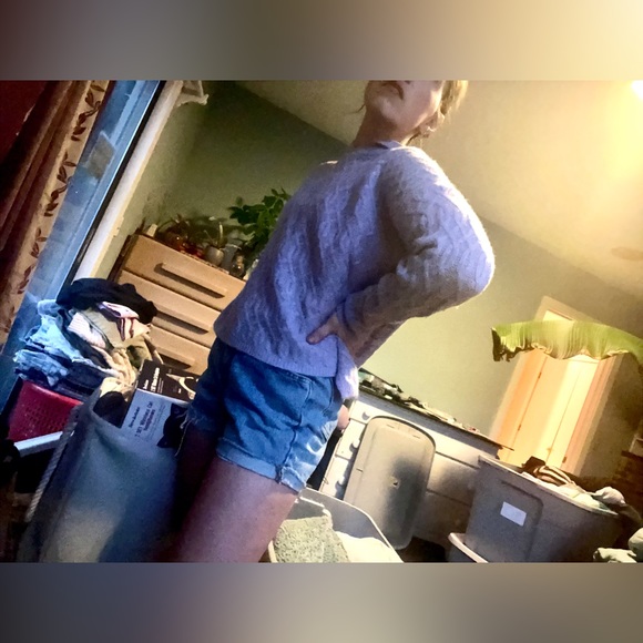 Cashmere Cable Knit Sweater - Picture 8 of 9